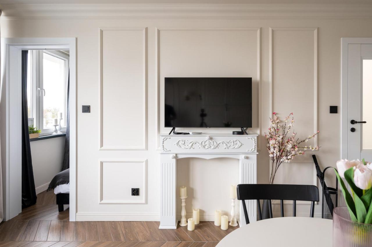 Petit Paris 36 Apartment ワルシャワ エクステリア 写真