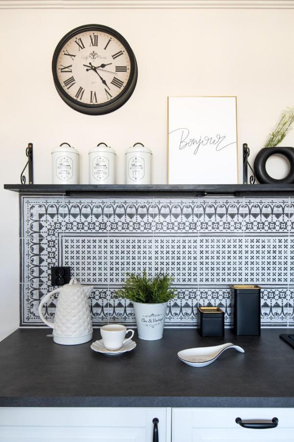 Petit Paris 36 Apartment ワルシャワ エクステリア 写真